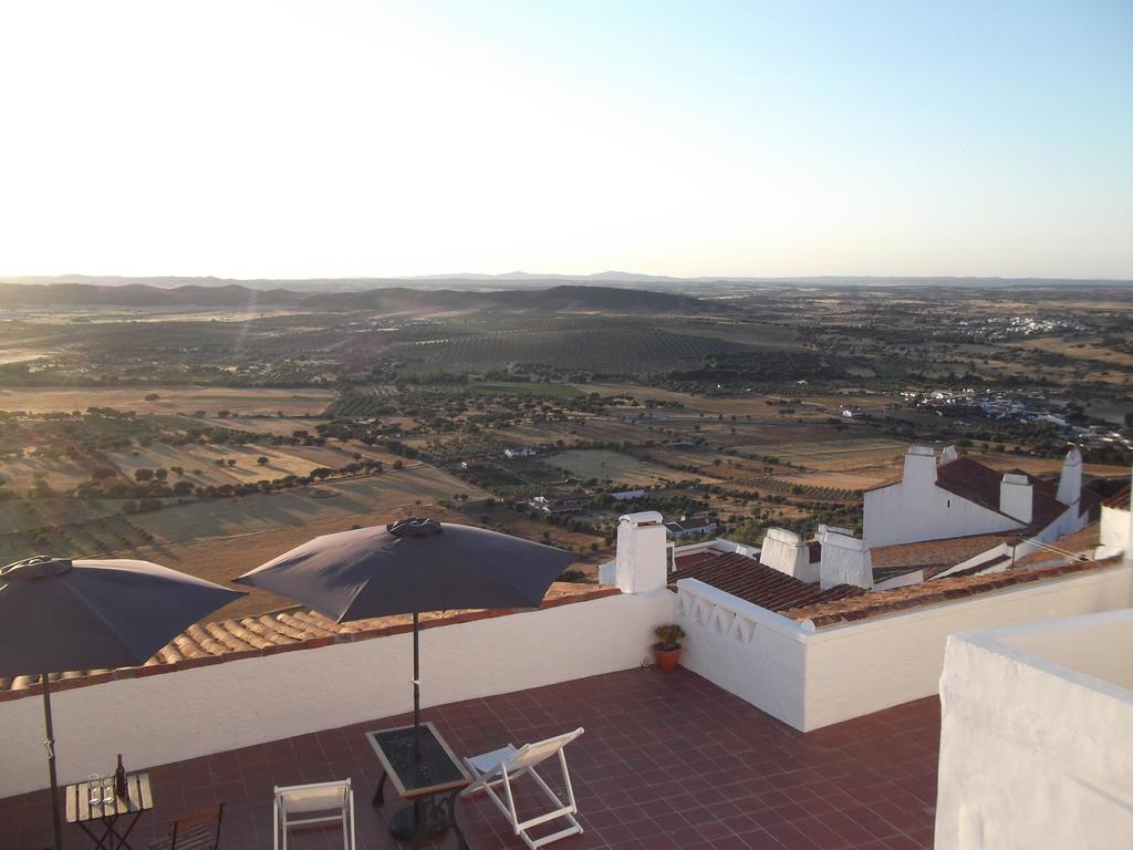 Dom Nuno - Turismo De Habitacao Guest House Monsaraz Bagian luar foto